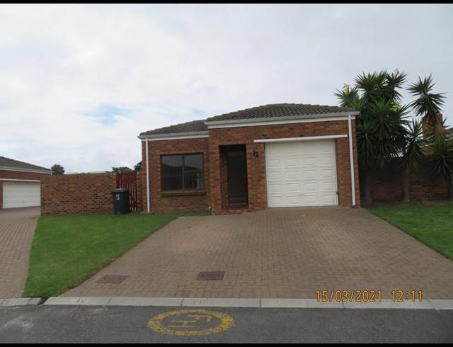 2 BEDROOM TOWNHOUSE FOR SALE IN HUNTERS CREEK